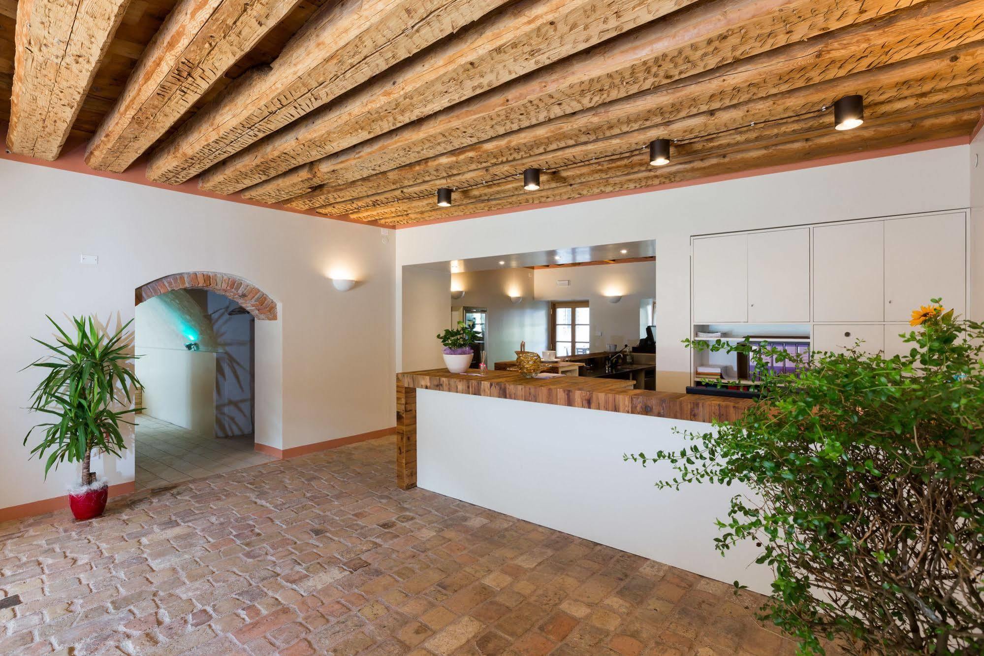 Colle Ameno Room And Breakfast Rovereto  Eksteriør bilde